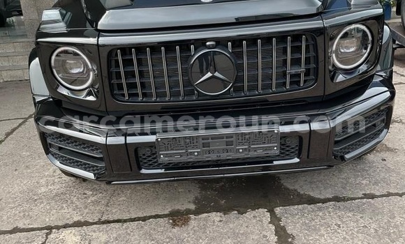 Sayi Sabo Mercedes‒Benz G-klasse AMG 6x6 Black Mota in Douala a Ƙasar Kamaru