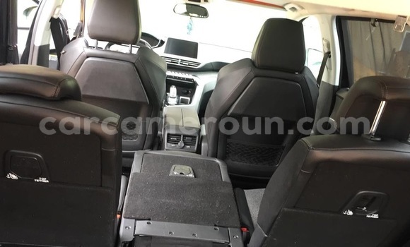 Acheter Neuf Voiture Peugeot 5008 Noir à Yaoundé, Central Cameroon Acheter Neuf Voiture Peugeot 5008 Noir à Yaoundé, Central Cameroon