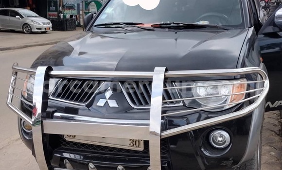 Acheter Neuf Voiture Mitsubishi L200 Noir à Douala, Littoral Cameroon Acheter Neuf Voiture Mitsubishi L200 Noir à Douala, Littoral Cameroon