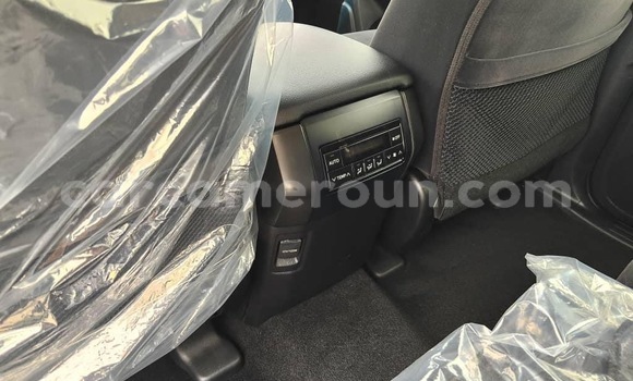 Sayi Sabo Toyota Prado Black Mota in Douala a Ƙasar Kamaru Sayi Sabo Toyota Prado Black Mota in Douala a Ƙasar Kamaru