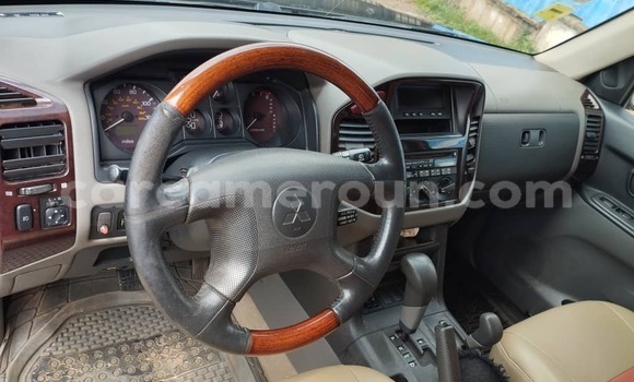 Acheter Occasion Voiture Mitsubishi Montero Noir à Yaoundé, Central Cameroon Acheter Occasion Voiture Mitsubishi Montero Noir à Yaoundé, Central Cameroon