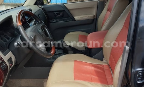 Acheter Occasion Voiture Mitsubishi Montero Noir à Yaoundé, Central Cameroon Acheter Occasion Voiture Mitsubishi Montero Noir à Yaoundé, Central Cameroon