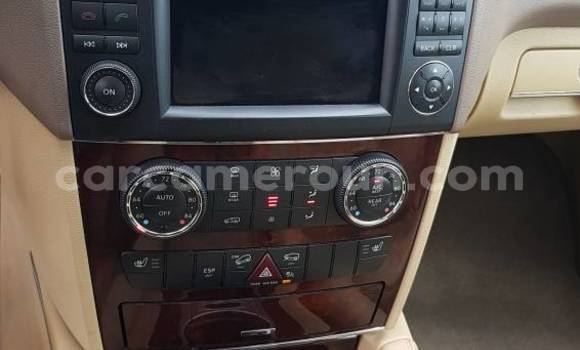 Acheter Occasion Voiture Mercedes‒Benz GL–Class Bleu à Yaoundé, Central Cameroon Acheter Occasion Voiture Mercedes‒Benz GL–Class Bleu à Yaoundé, Central Cameroon