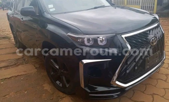 Sayi Na hannu Toyota Highlander Black Mota in Yaounde a Babban Kamaru
