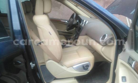 Acheter Occasion Voiture Mercedes‒Benz GL–Class Bleu à Yaoundé, Central Cameroon Acheter Occasion Voiture Mercedes‒Benz GL–Class Bleu à Yaoundé, Central Cameroon