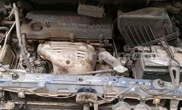 Acheter Occasion Voiture Toyota Avensis Verso Bleu à Douala, Littoral Cameroon Acheter Occasion Voiture Toyota Avensis Verso Bleu à Douala, Littoral Cameroon