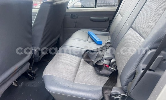 Acheter Occasion Voiture Toyota Land Cruiser Blanc à Douala, Littoral Cameroon Acheter Occasion Voiture Toyota Land Cruiser Blanc à Douala, Littoral Cameroon