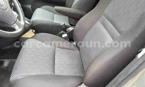 Acheter Neuf Voiture Toyota Spacio Gris à Yaoundé, Central Cameroon Acheter Neuf Voiture Toyota Spacio Gris à Yaoundé, Central Cameroon