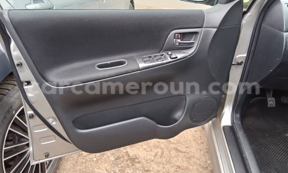 Acheter Neuf Voiture Toyota Spacio Gris à Yaoundé, Central Cameroon Acheter Neuf Voiture Toyota Spacio Gris à Yaoundé, Central Cameroon