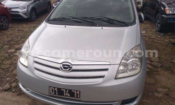 Acheter Neuf Voiture Toyota Spacio Gris à Yaoundé, Central Cameroon Acheter Neuf Voiture Toyota Spacio Gris à Yaoundé, Central Cameroon