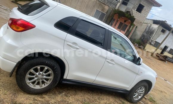 Buy Import Mitsubishi RVR White Car in Douala in Littoral Cameroon Buy Import Mitsubishi RVR White Car in Douala in Littoral Cameroon