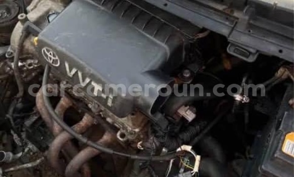 Sayi Na hannu Toyota Vitz Red Mota in Douala a Ƙasar Kamaru Sayi Na hannu Toyota Vitz Red Mota in Douala a Ƙasar Kamaru