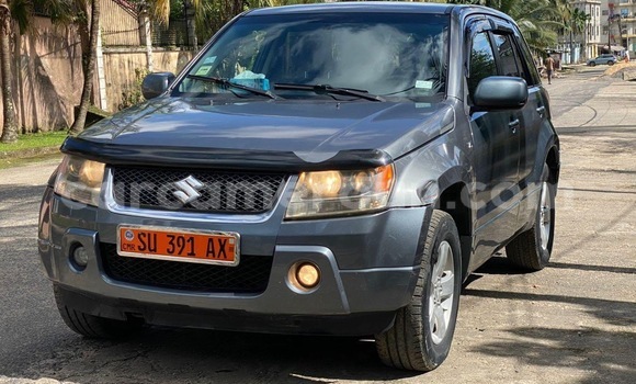 Buy Used Suzuki Vitara Silver Car in Douala in Littoral Cameroon
