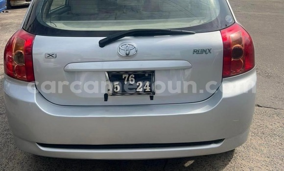 Sayi Na hannu Toyota Runx Azurfa Mota in Douala a Ƙasar Kamaru Sayi Na hannu Toyota Runx Azurfa Mota in Douala a Ƙasar Kamaru