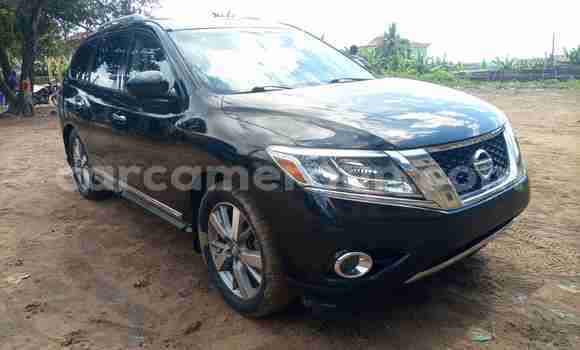 Buy Used Nissan Pathfinder Black Car in Douala in Littoral Cameroon Buy Used Nissan Pathfinder Black Car in Douala in Littoral Cameroon