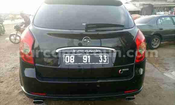 Sayi Na hannu SsangYong Korando Sports Black Mota in Douala a Ƙasar Kamaru Sayi Na hannu SsangYong Korando Sports Black Mota in Douala a Ƙasar Kamaru