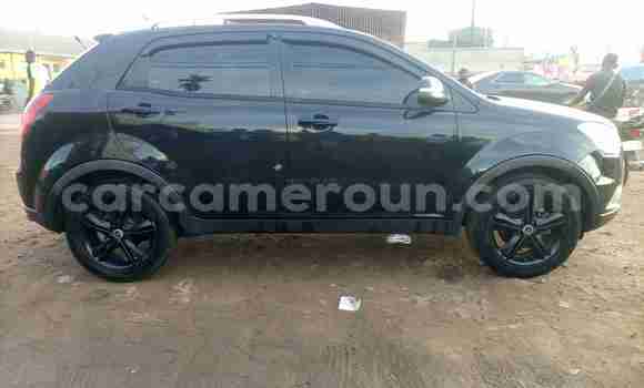 Sayi Na hannu SsangYong Korando Sports Black Mota in Douala a Ƙasar Kamaru Sayi Na hannu SsangYong Korando Sports Black Mota in Douala a Ƙasar Kamaru