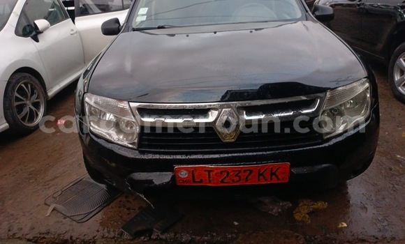 Sayi Na hannu Renault Duster Black Mota in Douala a Ƙasar Kamaru