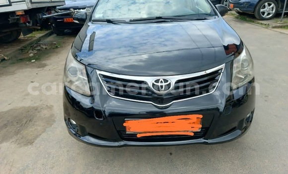 Buy Used Toyota Avensis Black Car in Douala in Littoral Cameroon