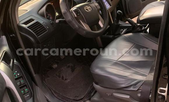 Sayi Na hannu Toyota Prado Black Mota in Douala a Ƙasar Kamaru Sayi Na hannu Toyota Prado Black Mota in Douala a Ƙasar Kamaru
