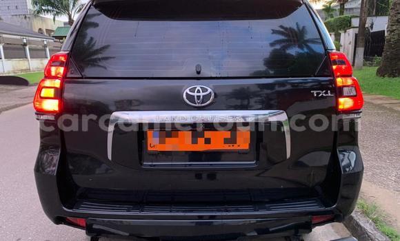 Sayi Na hannu Toyota Prado Black Mota in Douala a Ƙasar Kamaru Sayi Na hannu Toyota Prado Black Mota in Douala a Ƙasar Kamaru