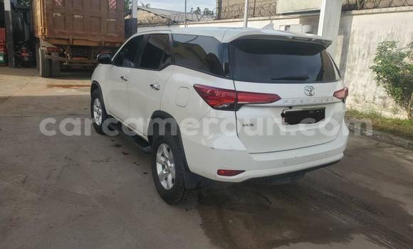 Buy Used Toyota Fortuner White Car in Douala in Littoral Cameroon Buy Used Toyota Fortuner White Car in Douala in Littoral Cameroon