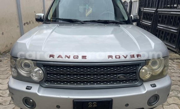 Sayi Na hannu Land Rover Range Rover Azurfa Mota in Douala a Ƙasar Kamaru