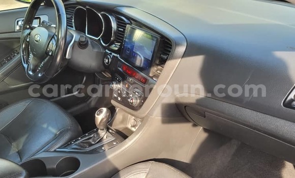 Sayi Imported Kia Optima Azurfa Mota in Douala a Ƙasar Kamaru Sayi Imported Kia Optima Azurfa Mota in Douala a Ƙasar Kamaru