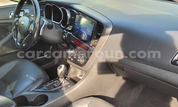 Sayi Imported Kia Optima Azurfa Mota in Douala a Ƙasar Kamaru Sayi Imported Kia Optima Azurfa Mota in Douala a Ƙasar Kamaru