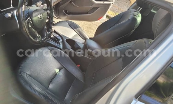 Sayi Imported Kia Optima Azurfa Mota in Douala a Ƙasar Kamaru Sayi Imported Kia Optima Azurfa Mota in Douala a Ƙasar Kamaru