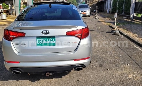 Sayi Imported Kia Optima Azurfa Mota in Douala a Ƙasar Kamaru Sayi Imported Kia Optima Azurfa Mota in Douala a Ƙasar Kamaru