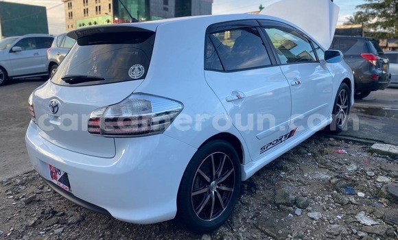 Acheter Neuf Voiture Toyota Blade Blanc à Douala, Littoral Cameroon Acheter Neuf Voiture Toyota Blade Blanc à Douala, Littoral Cameroon