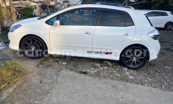 Acheter Neuf Voiture Toyota Blade Blanc à Douala, Littoral Cameroon Acheter Neuf Voiture Toyota Blade Blanc à Douala, Littoral Cameroon