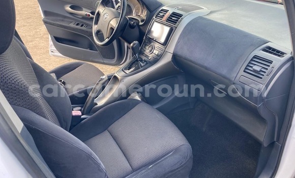 Acheter Neuf Voiture Toyota Blade Blanc à Douala, Littoral Cameroon Acheter Neuf Voiture Toyota Blade Blanc à Douala, Littoral Cameroon