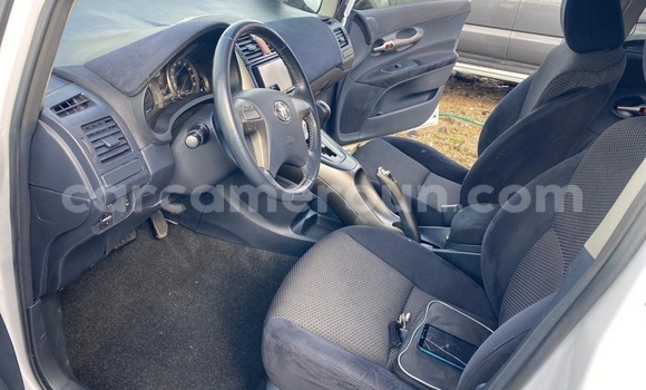 Acheter Neuf Voiture Toyota Blade Blanc à Douala, Littoral Cameroon Acheter Neuf Voiture Toyota Blade Blanc à Douala, Littoral Cameroon