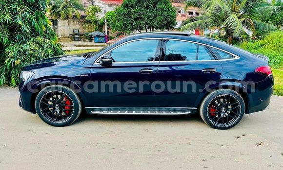 Sayi Sabo Mercedes‒Benz AMG GLE Black Mota in Douala a Ƙasar Kamaru