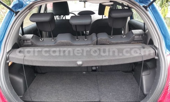 Acheter Occasion Voiture Toyota Yaris Bleu à Douala, Littoral Cameroon Acheter Occasion Voiture Toyota Yaris Bleu à Douala, Littoral Cameroon