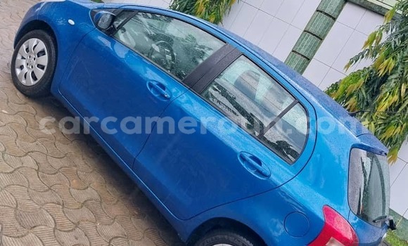 Acheter Occasion Voiture Toyota Yaris Bleu à Douala, Littoral Cameroon Acheter Occasion Voiture Toyota Yaris Bleu à Douala, Littoral Cameroon