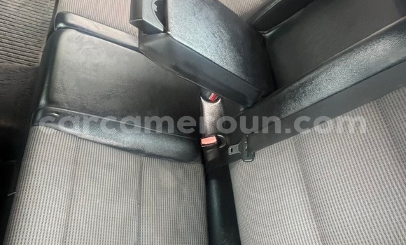 Sayi Na hannu Mercedes‒Benz C–Class Black Mota in Douala a Ƙasar Kamaru Sayi Na hannu Mercedes‒Benz C–Class Black Mota in Douala a Ƙasar Kamaru