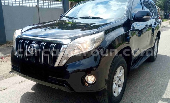 Sayi Na hannu Toyota Land Cruiser Prado Black Mota in Douala a Ƙasar Kamaru Sayi Na hannu Toyota Land Cruiser Prado Black Mota in Douala a Ƙasar Kamaru