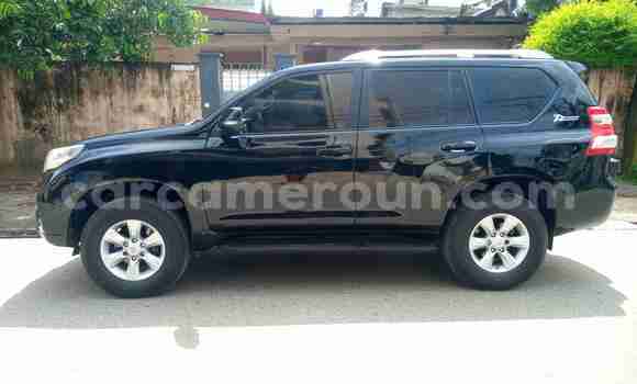 Sayi Na hannu Toyota Land Cruiser Prado Black Mota in Douala a Ƙasar Kamaru Sayi Na hannu Toyota Land Cruiser Prado Black Mota in Douala a Ƙasar Kamaru