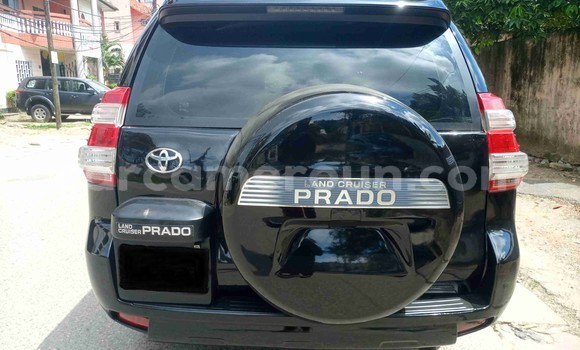 Sayi Na hannu Toyota Land Cruiser Prado Black Mota in Douala a Ƙasar Kamaru Sayi Na hannu Toyota Land Cruiser Prado Black Mota in Douala a Ƙasar Kamaru