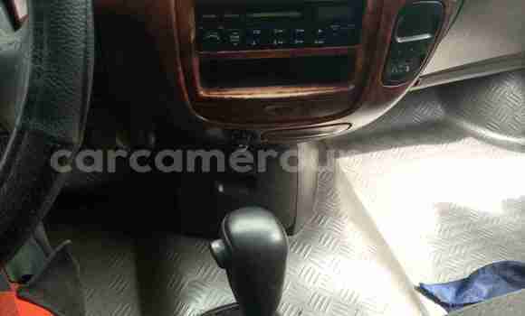 Sayi Na hannu Hyundai Starex (H-1) White Mota in Douala a Ƙasar Kamaru Sayi Na hannu Hyundai Starex (H-1) White Mota in Douala a Ƙasar Kamaru