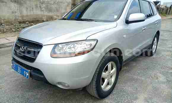 Buy Used Hyundai Santa Fe Silver Car in Douala in Littoral Cameroon Buy Used Hyundai Santa Fe Silver Car in Douala in Littoral Cameroon