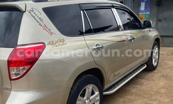 Acheter Neuf Voiture Toyota RAV4 Autre à Douala, Littoral Cameroon Acheter Neuf Voiture Toyota RAV4 Autre à Douala, Littoral Cameroon