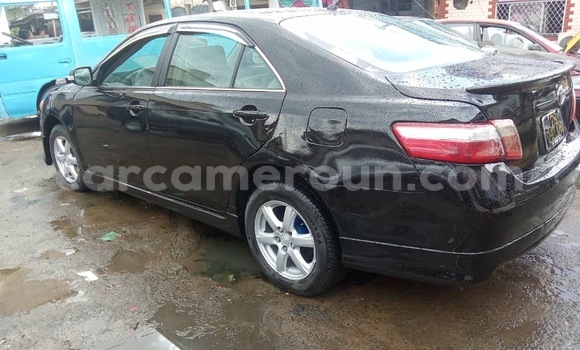 Sayi Na hannu Toyota Camry Black Mota in Douala a Ƙasar Kamaru Sayi Na hannu Toyota Camry Black Mota in Douala a Ƙasar Kamaru
