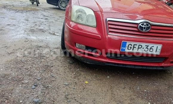 Sayi Imported Toyota Avensis Red Mota in Douala a Ƙasar Kamaru