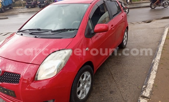 Sayi Na hannu Toyota Vitz Red Mota in Douala a Ƙasar Kamaru Sayi Na hannu Toyota Vitz Red Mota in Douala a Ƙasar Kamaru