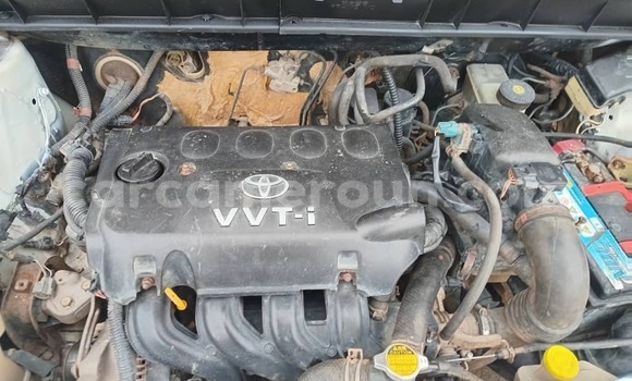 Buy Used Toyota Yaris Verso White Car in Douala in Littoral Cameroon Buy Used Toyota Yaris Verso White Car in Douala in Littoral Cameroon