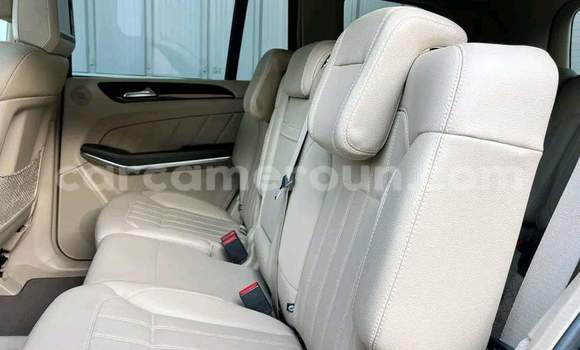 Acheter Occasion Voiture Mercedes‒Benz GL–Class Noir à Yaoundé, Central Cameroon Acheter Occasion Voiture Mercedes‒Benz GL–Class Noir à Yaoundé, Central Cameroon